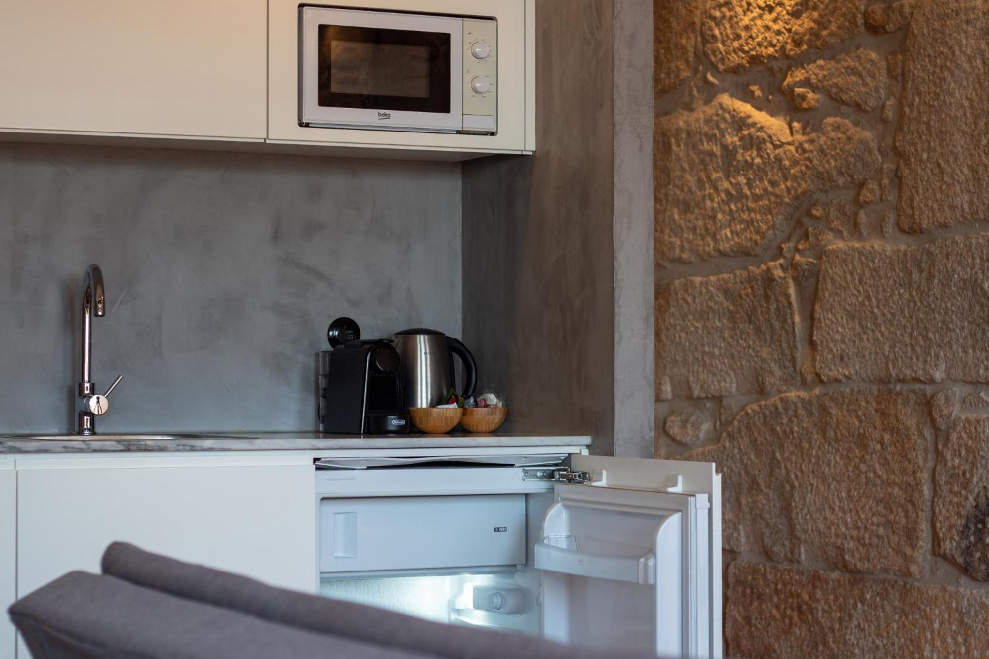 Lovelystay - Dirk Apartment - Almada 4º F Porto Eksteriør bilde